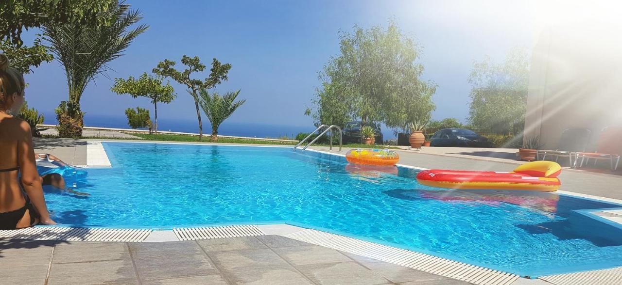 Villa Leyland Фалираки Экстерьер фото